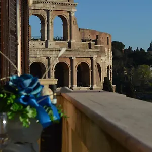 Balcony Colosseum View , Rzym Włochy